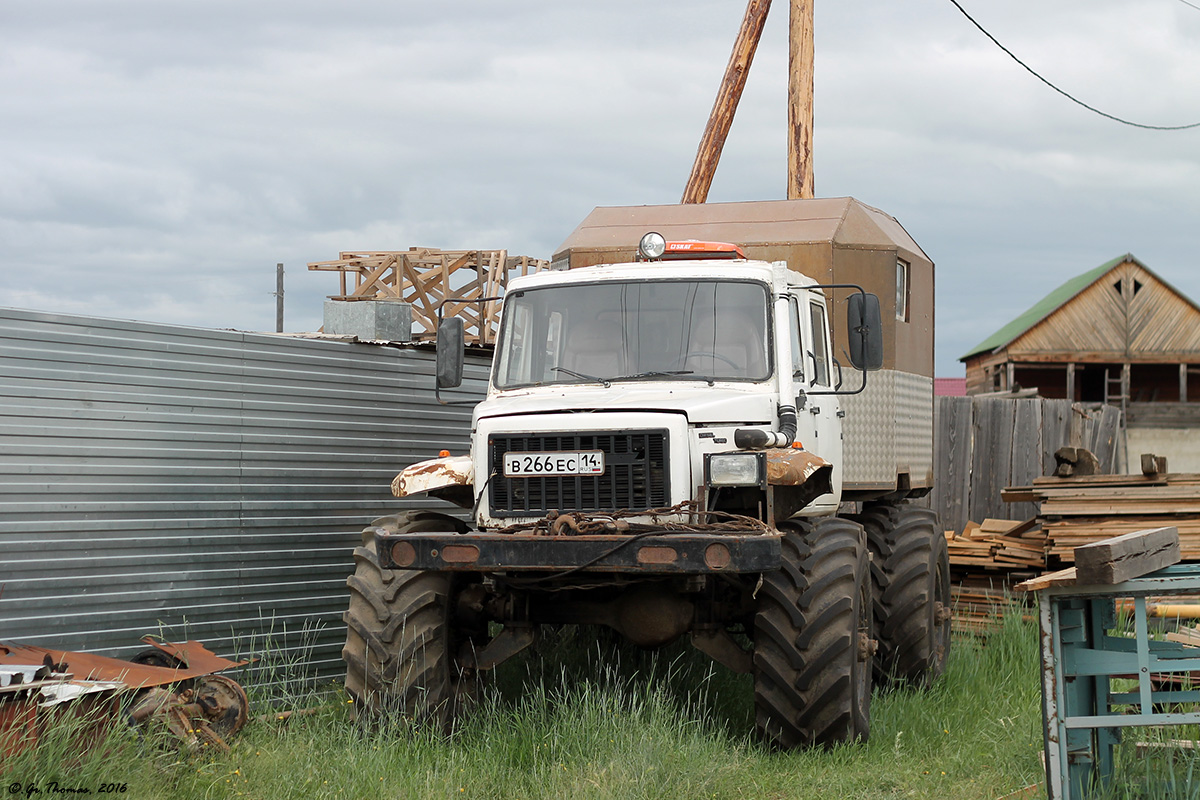 Саха (Якутия), № В 266 ЕС 14 — ГАЗ-33081 «Садко»