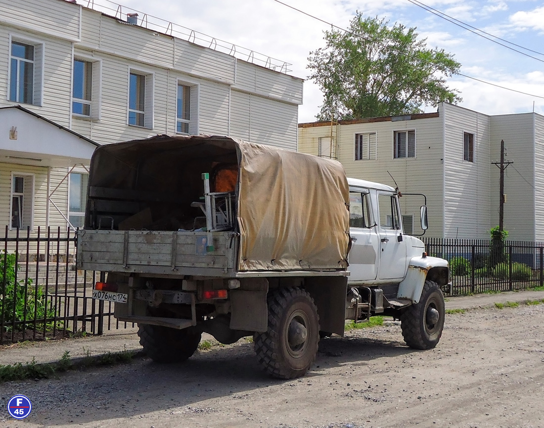 Челябинская область, № Х 076 НС 174 — ГАЗ-3308 «Садко»