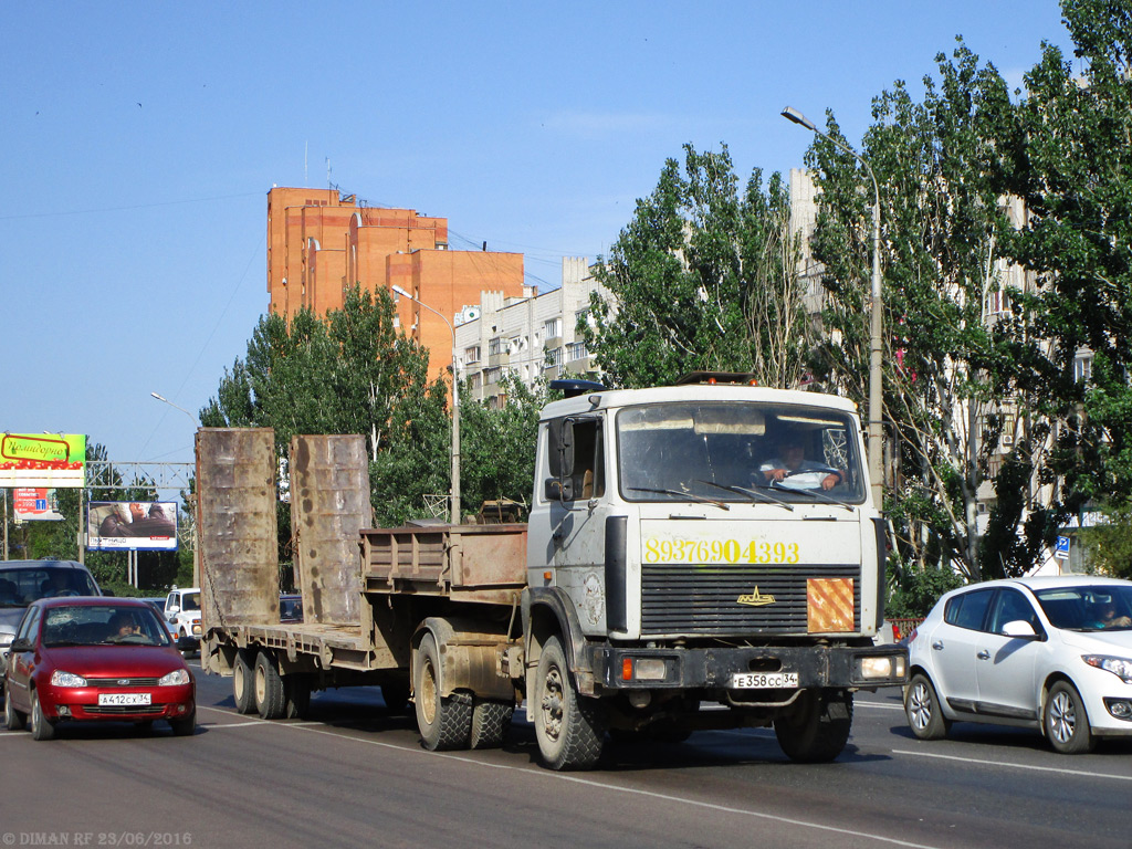 Волгоградская область, № Е 358 СС 34 — МАЗ-54329