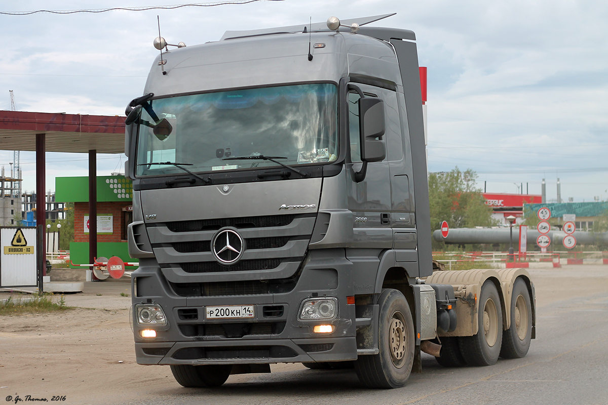 Саха (Якутия), № Р 200 КН 14 — Mercedes-Benz Actros ('2009) 2660