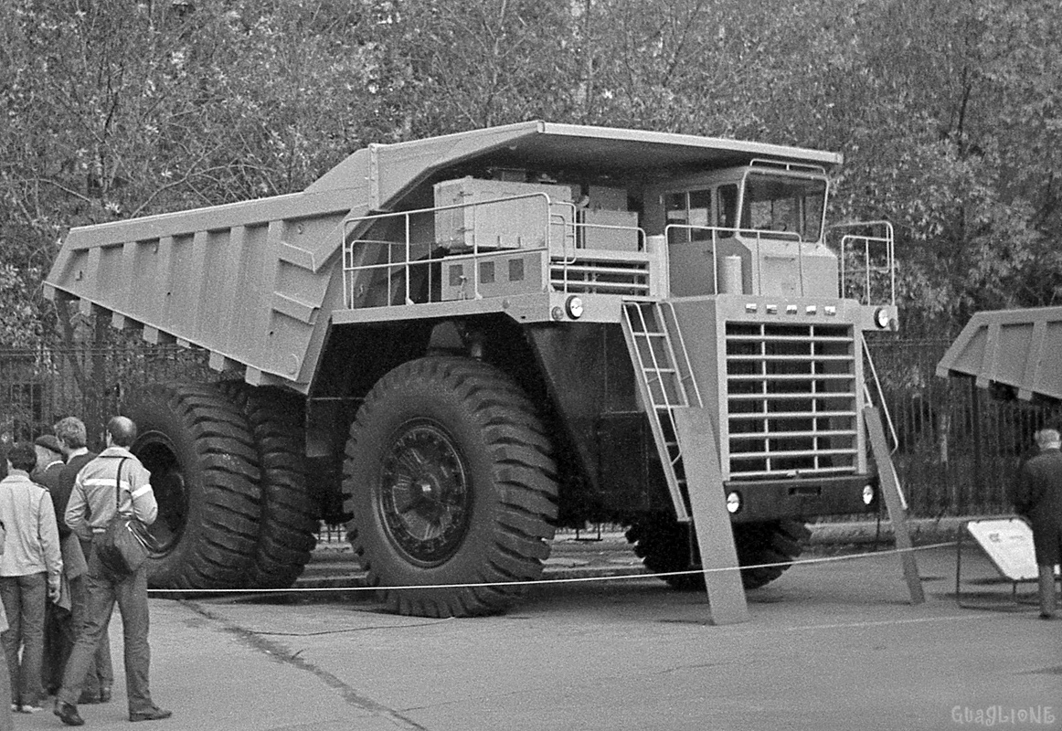 Москва — Исторические фотографии (Автомобили); Москва — Автопром-84. ВДНХ, 1984