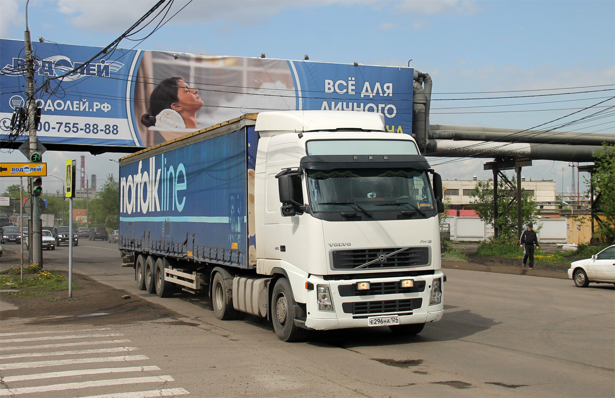 Красноярский край, № Е 296 НА 124 — Volvo ('2002) FH12.420