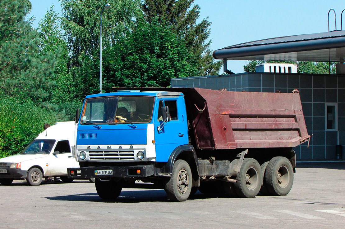 Днепропетровская область, № АЕ 3984 ВВ — КамАЗ-5511