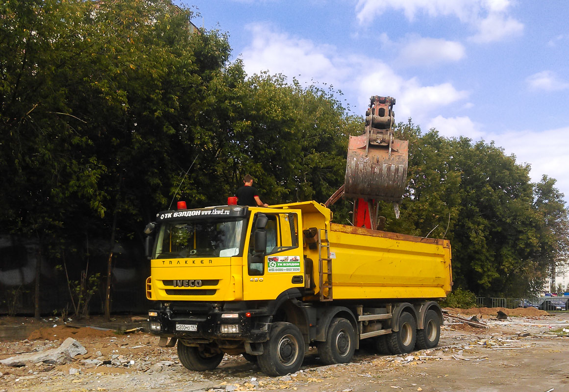 Москва, № О 200 МО 197 — IVECO Trakker ('2007)