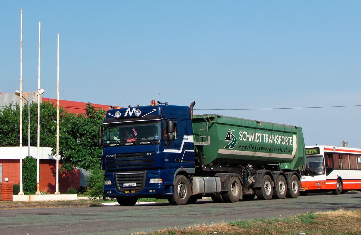 Днепропетровская область, № АЕ 4306 НР — DAF XF105 FT