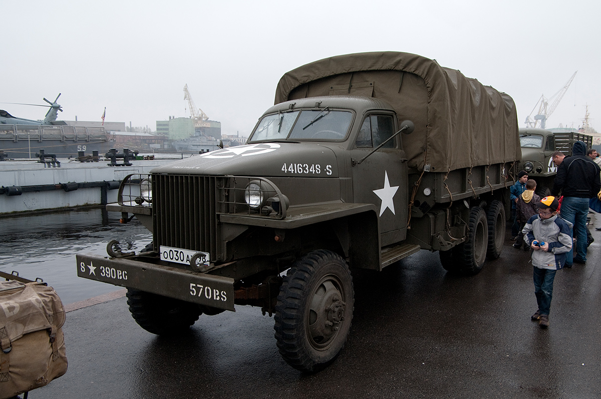 Санкт-Петербург, № О 030 АУ 98 — Studebaker US6 U3