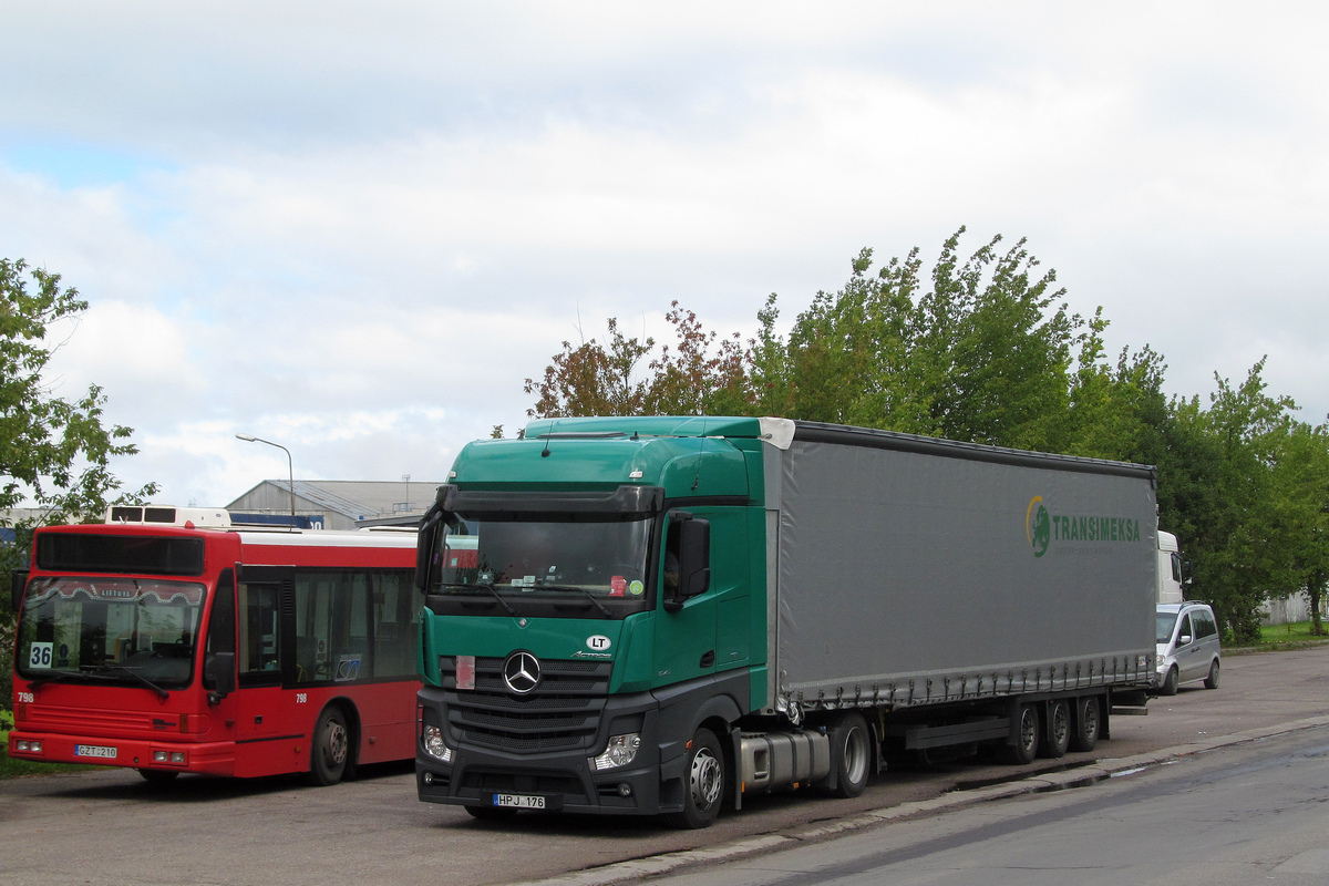 Литва, № HPJ 176 — Mercedes-Benz Actros ('2011) 1845