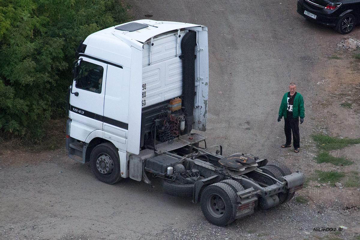 Удмуртия, № Н 052 АТ 174 — Mercedes-Benz Actros ('1997) 1843