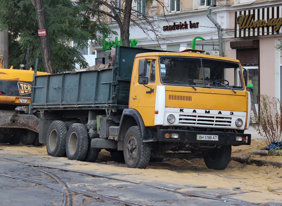 Одесская область, № ВН 5188 АТ — КамАЗ-5320