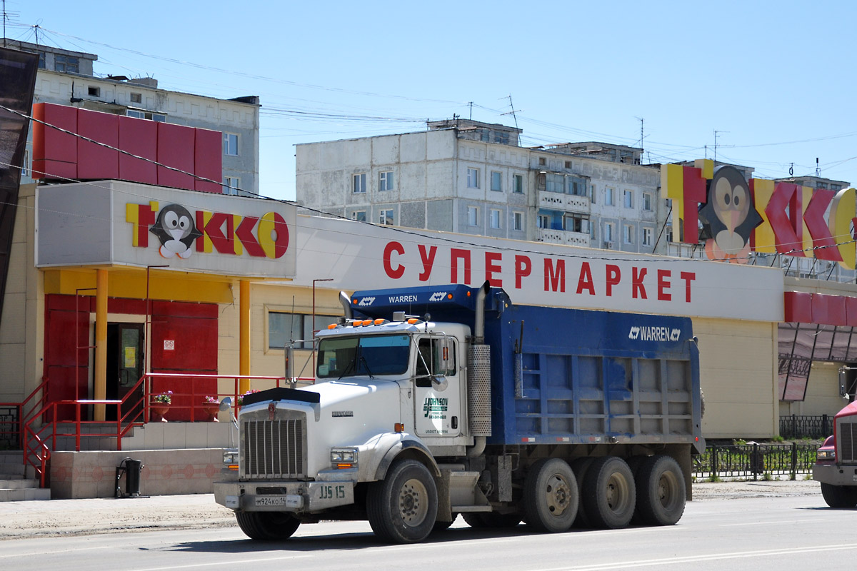 Саха (Якутия), № М 924 КО 14 — Kenworth T800