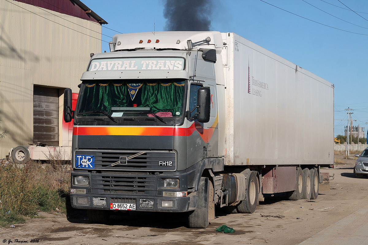 Киргизия, № O 8652 AE — Volvo ('1993) FH-Series