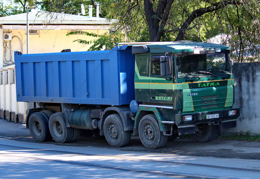 Одесская область, № ВН 5833 АН — Tatra 815 S1