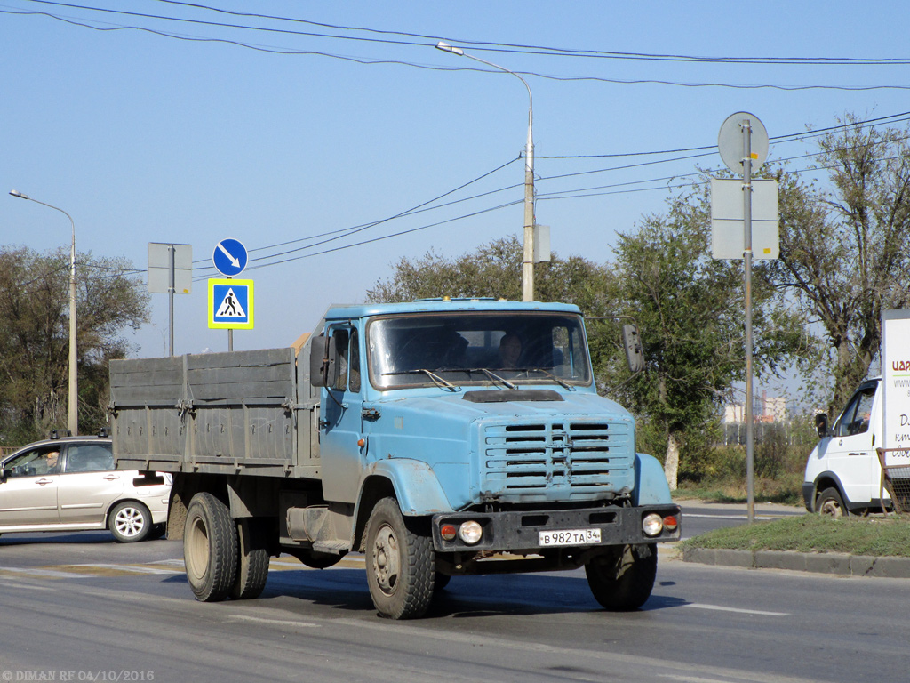 Волгоградская область, № В 982 ТА 34 — ЗИЛ-433100