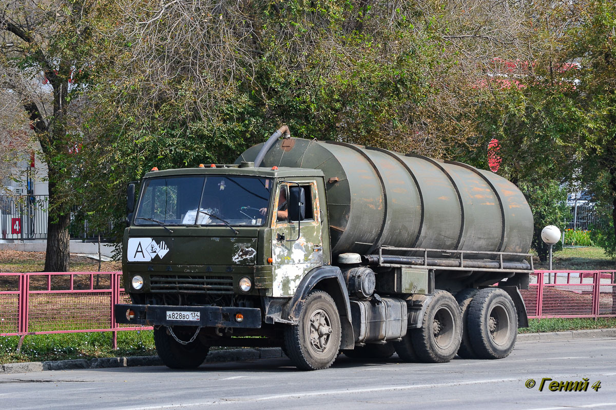 Волгоградская область, № А 828 ВО 134 — КамАЗ-5410