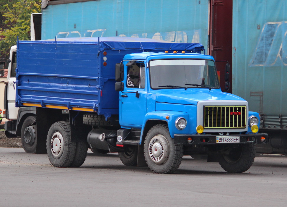 Одесская область, № ВН 4333 ЕН — ГАЗ-33072