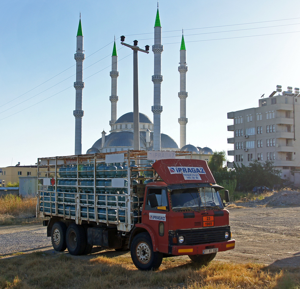 Турция, № 07 NV 882 — Ford (общая модель)