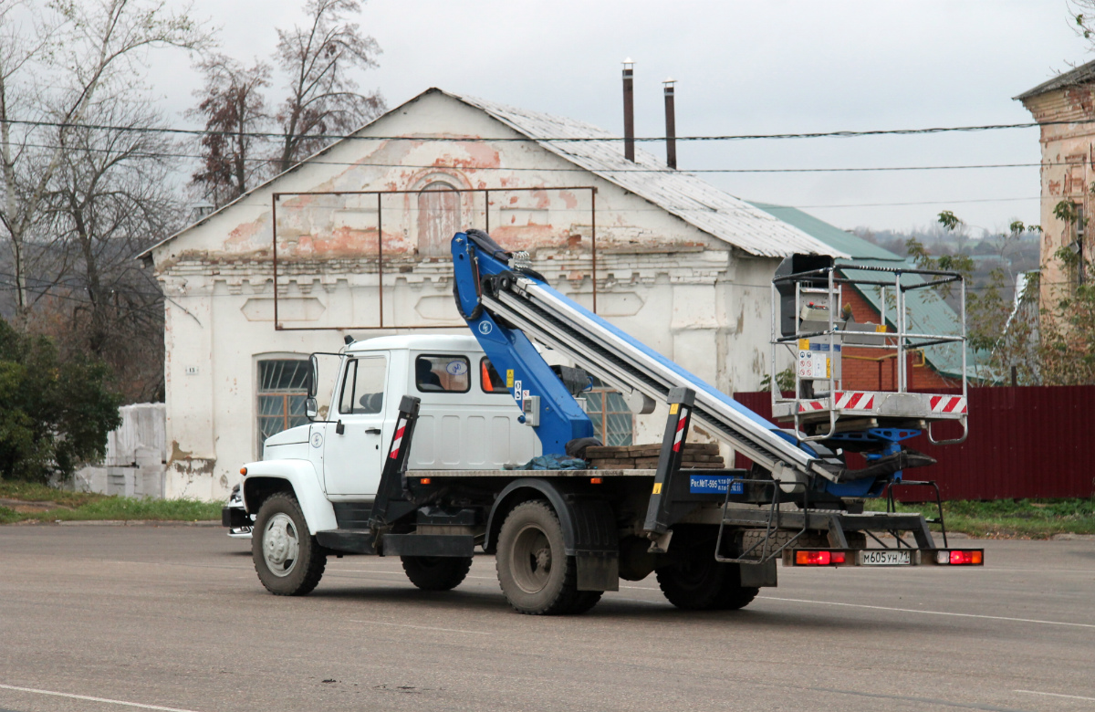 Тульская область, № М 605 УН 71 — ГАЗ-3309