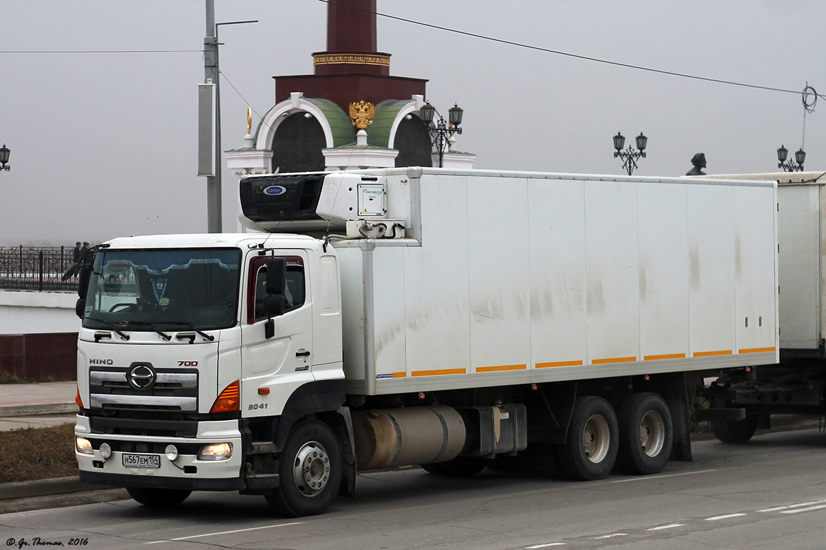 Новосибирская область, № Н 567 ЕМ 154 — Hino 700