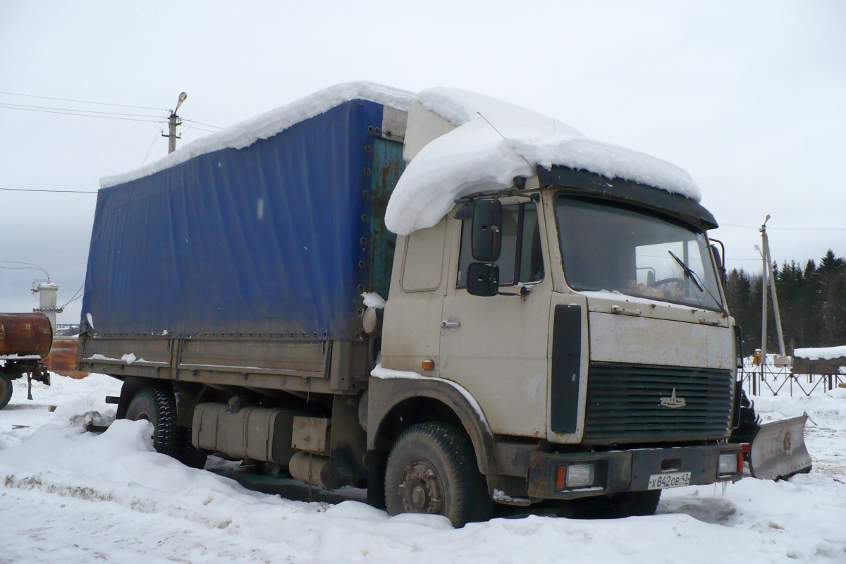 Кировская область, № Х 842 ОВ 43 — МАЗ-53366