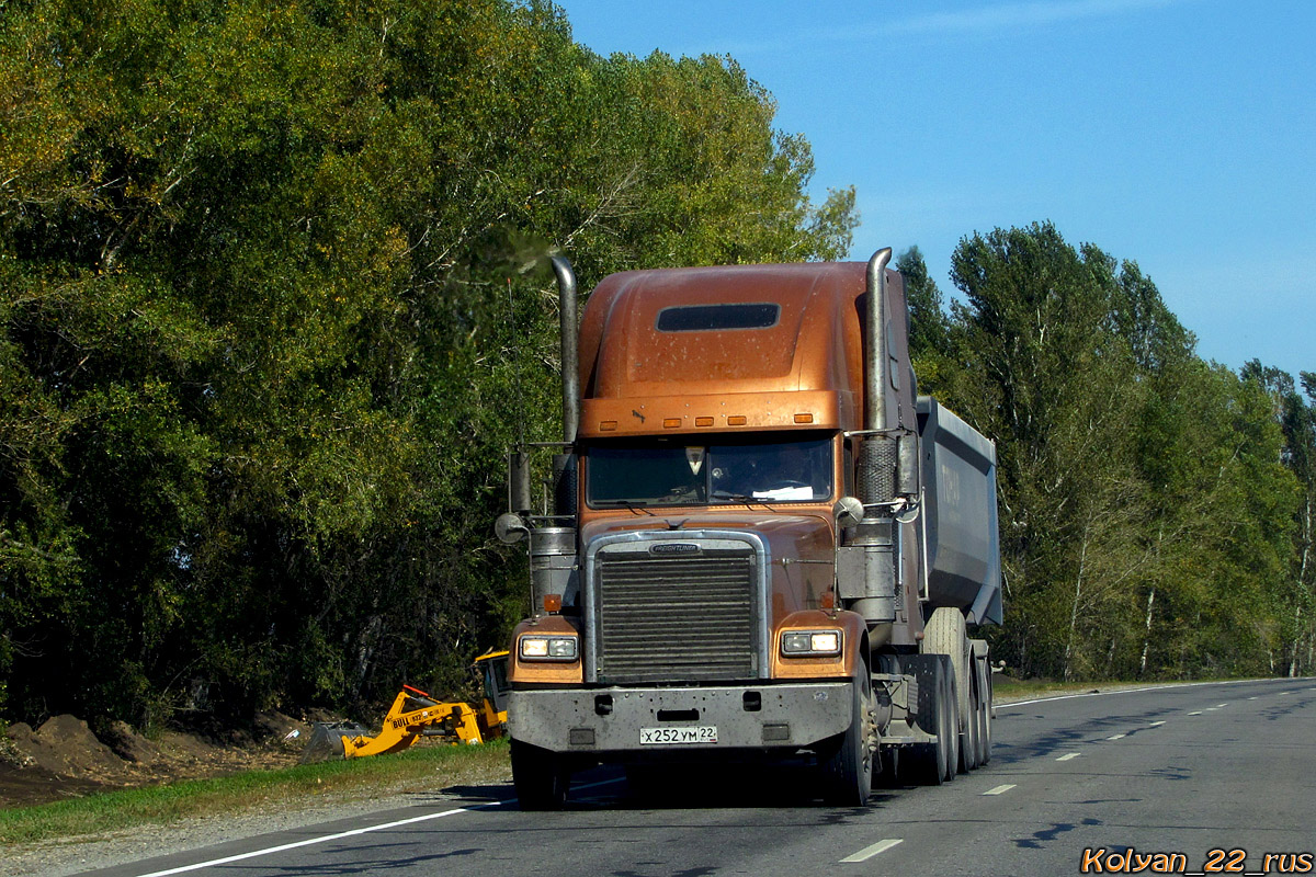 Алтайский край, № Х 252 УМ 22 — Freightliner FLD 132 Classic XL