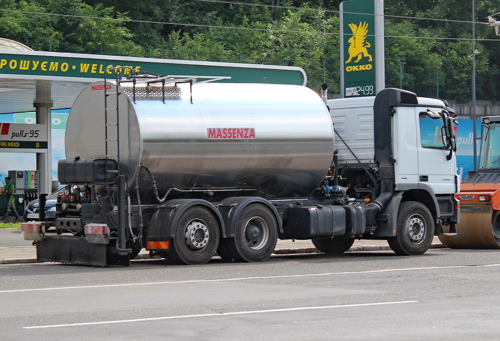 Одесская область, № ВН 8216 ЕТ — Mercedes-Benz Actros ('2009)