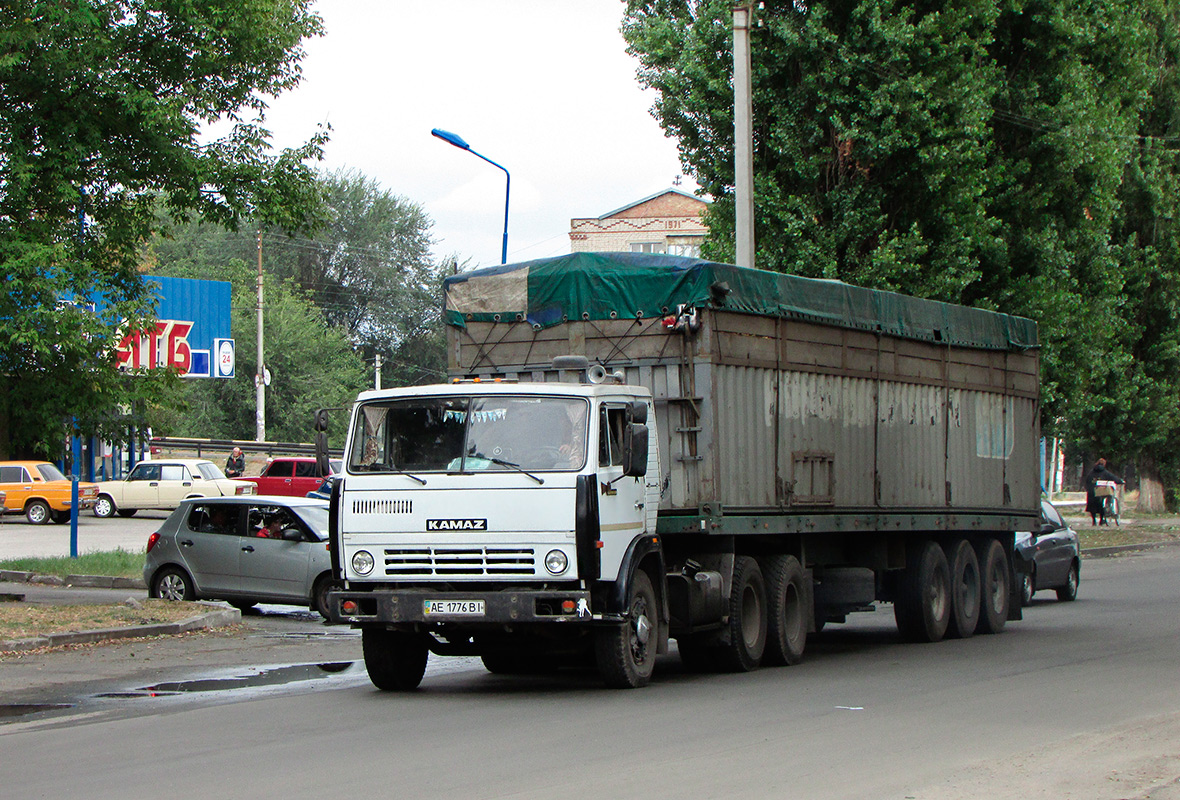 Днепропетровская область, № АЕ 1776 ВІ — КамАЗ-5410