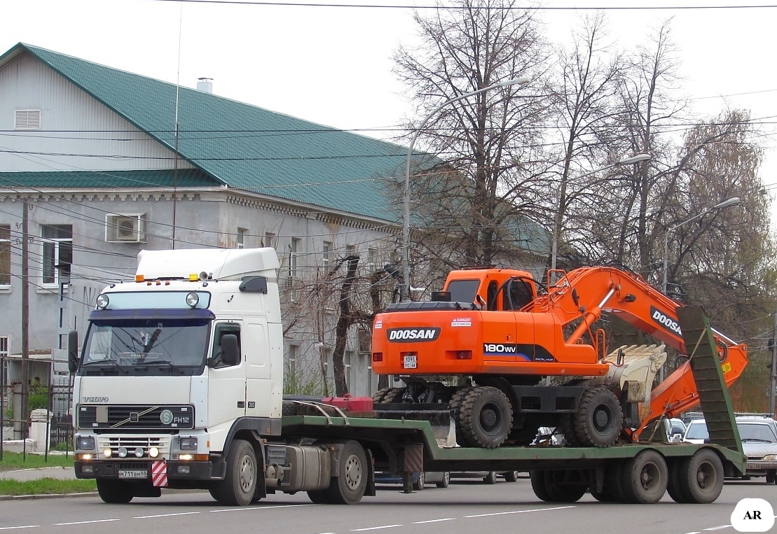 Тамбовская область, № М 711 ВМ 68 — Volvo ('1993) FH12.380