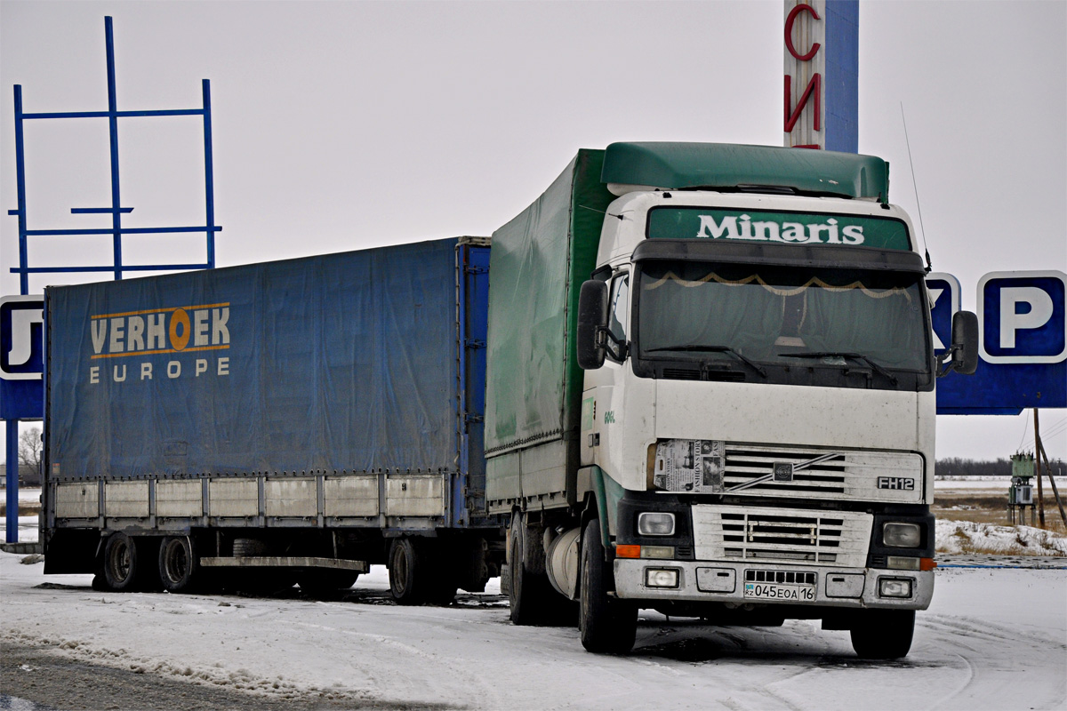 Восточно-Казахстанская область, № 045 EOA 16 — Volvo ('1993) FH-Series