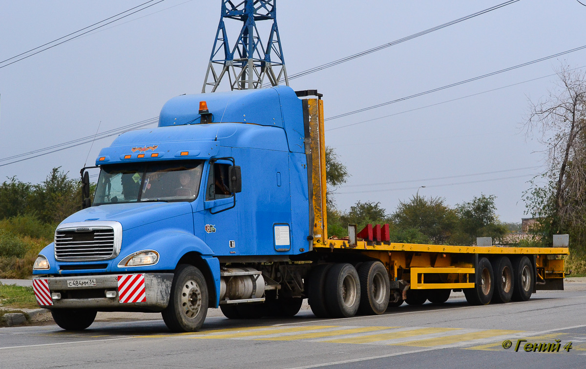 Волгоградская область, № С 484 ММ 34 — Freightliner Columbia