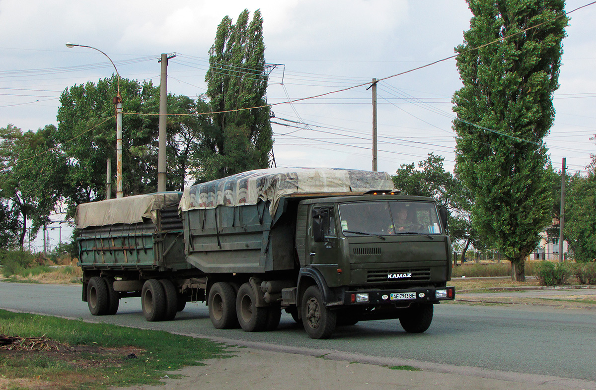 Днепропетровская область, № АЕ 7913 ВЕ — КамАЗ-5511