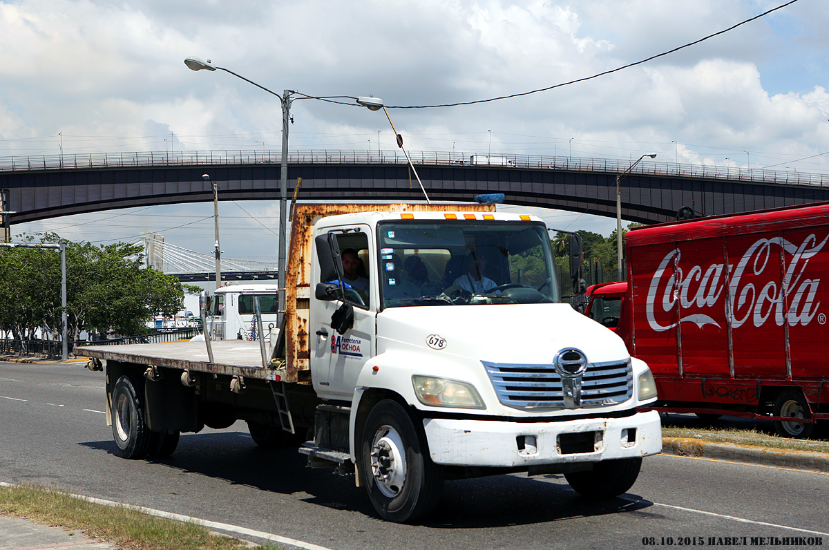 Доминиканская Республика, № L 301267 — Hino (общая модель)