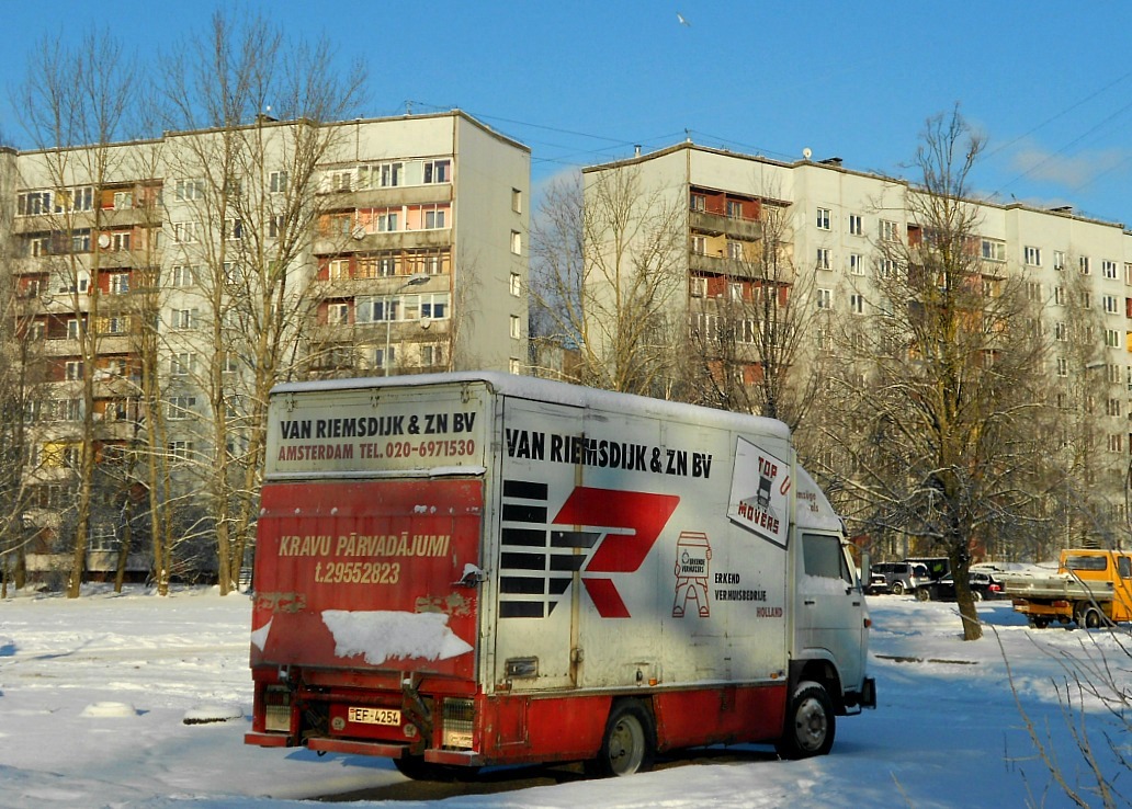 Латвия, № EF-4254 — MAN Volkswagen G90