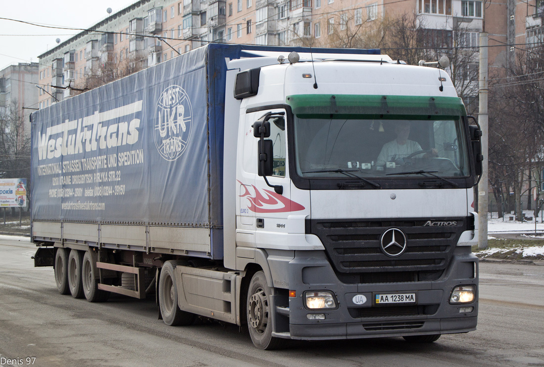 Киев, № АА 1238 МА — Mercedes-Benz Actros ('2003) 1844