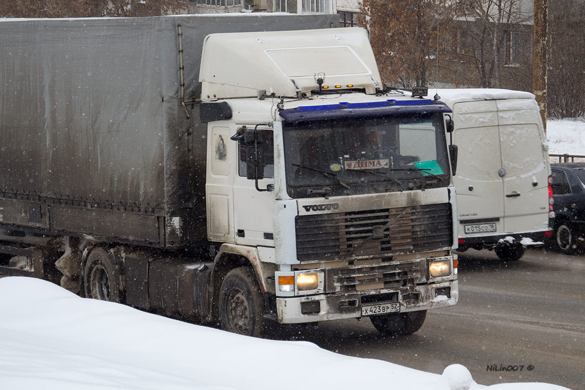 Нижегородская область, № Х 423 ВР 52 — Volvo ('1987) F12