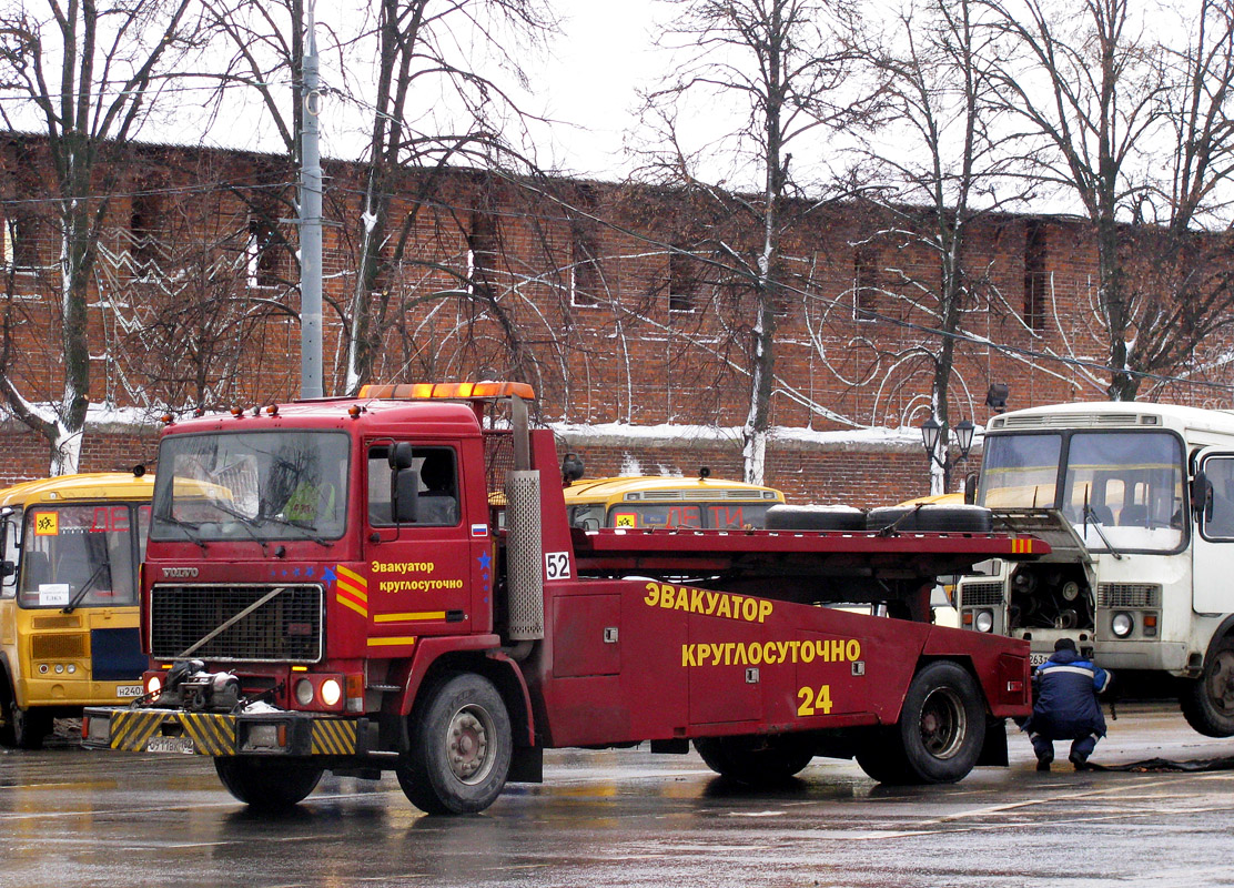 Нижегородская область, № О 911 ВК 152 — Volvo ('1977) F12