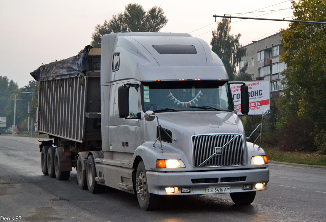 Черновицкая область, № СЕ 3416 АМ — Volvo VNL660