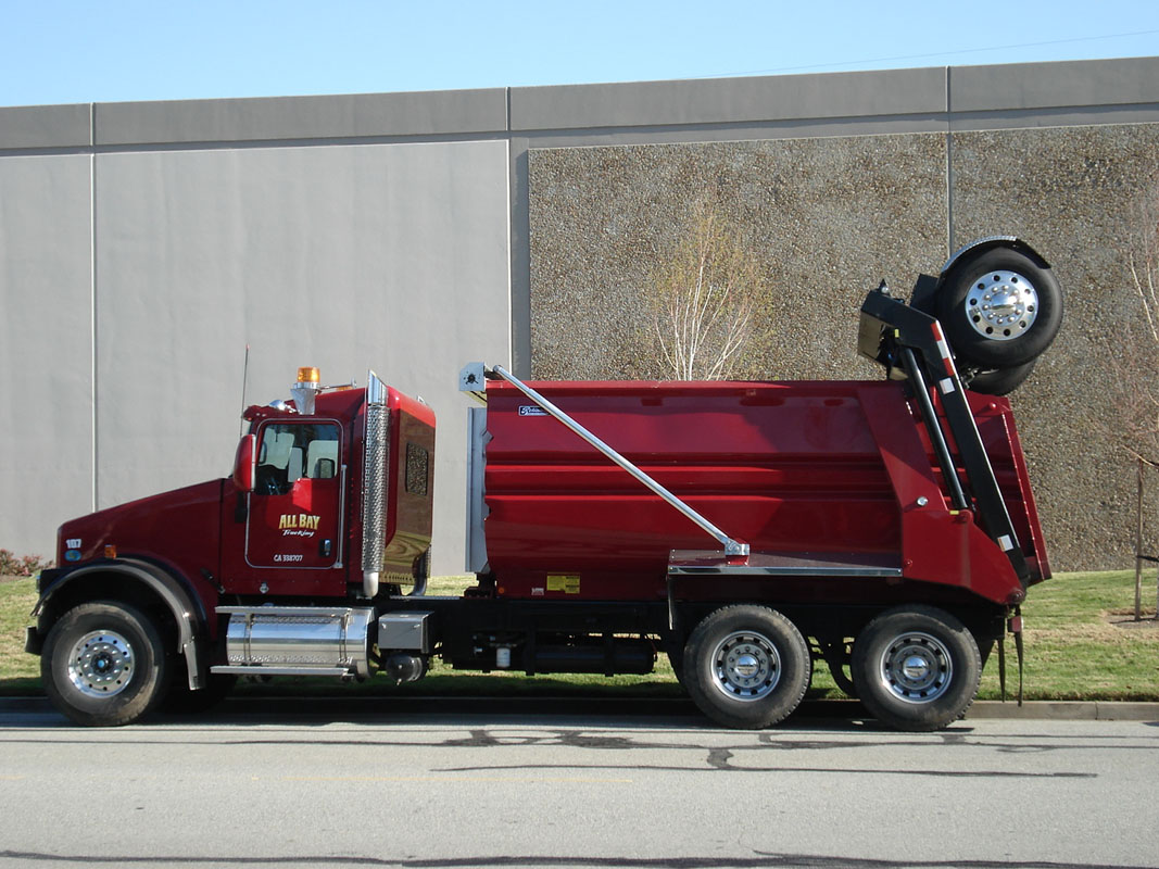 США, № 107 — Kenworth T800