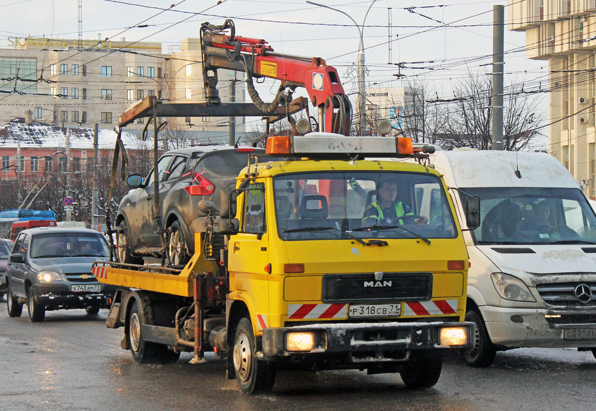 Тульская область, № Р 318 СВ 71 — MAN Volkswagen G90