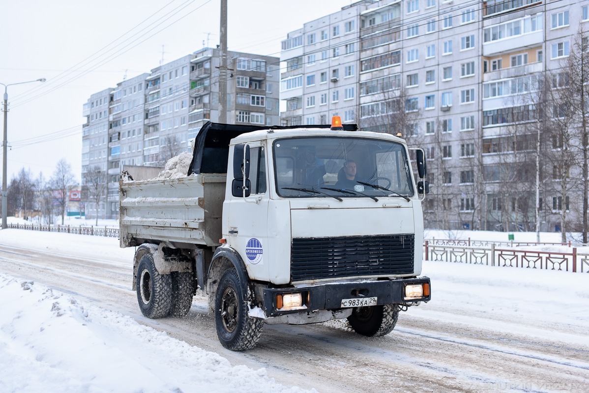 Архангельская область, № С 983 КА 29 — МАЗ-555102