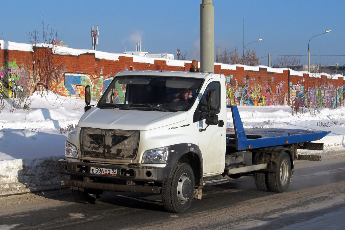 Пермский край, № Е 596 ЕВ 82 — ГАЗ-C41R33