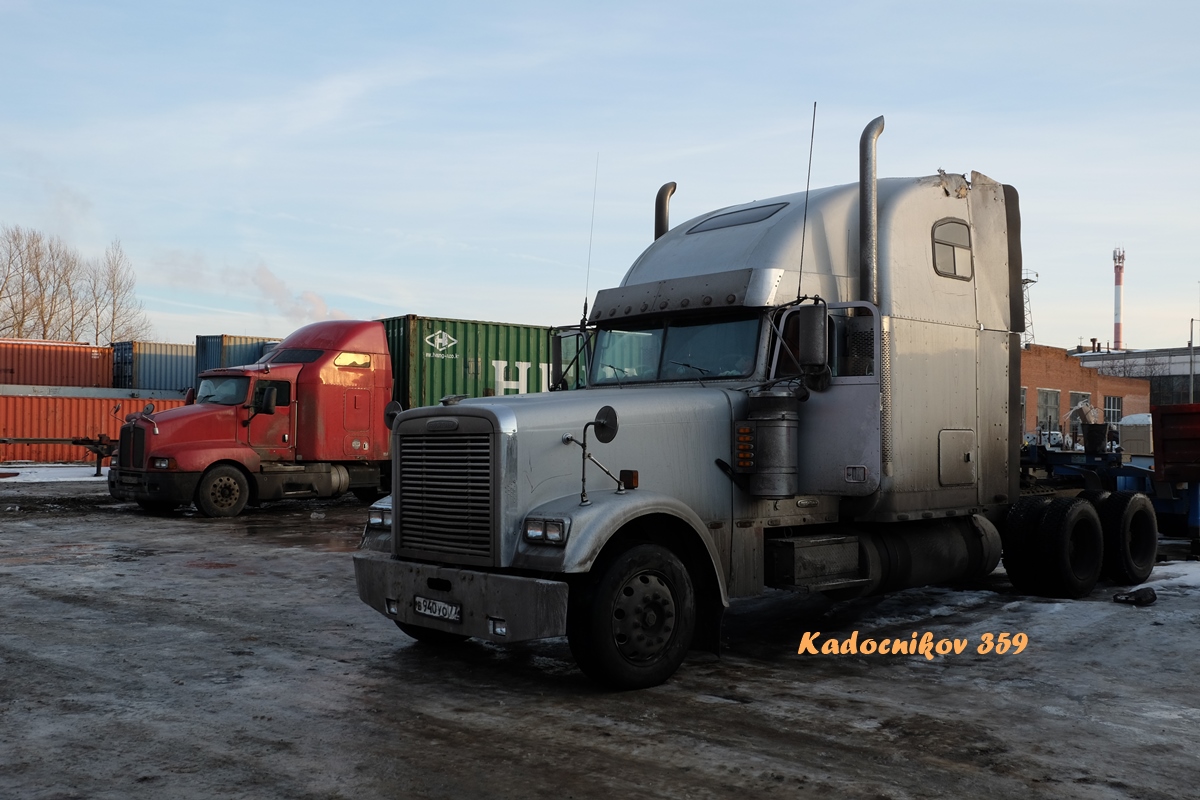 Москва, № В 940 УО 77 — Freightliner FLD 132 Classic XL