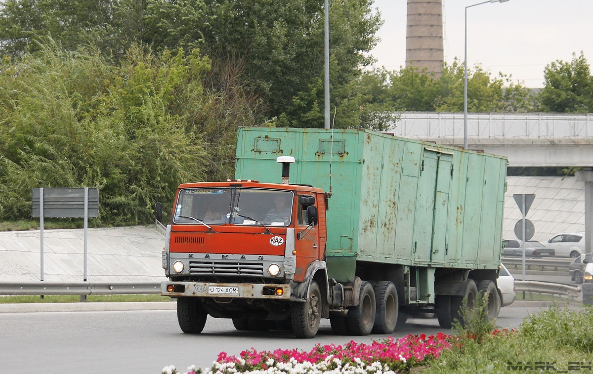 Восточно-Казахстанская область, № U 124 AOM — КамАЗ-5410