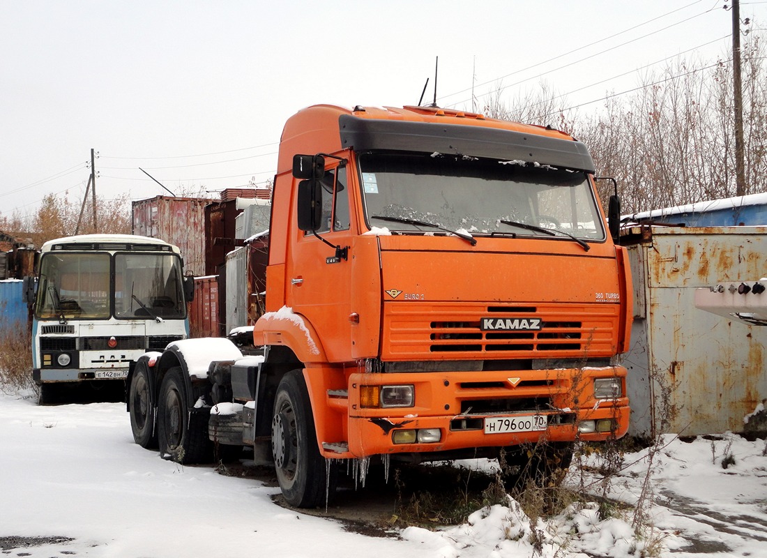 Томская область, № Н 796 ОО 70 — КамАЗ-6460 [646000]