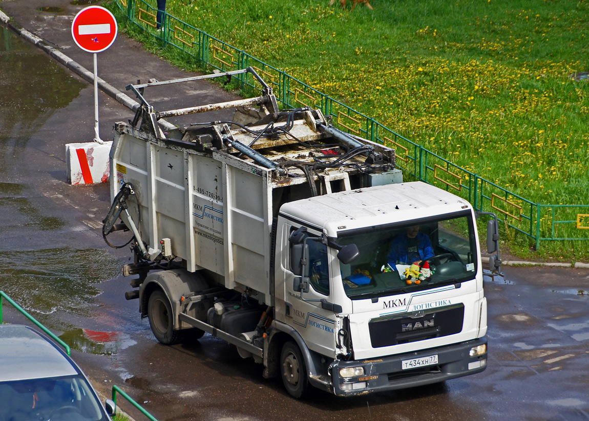 Москва, № Т 434 ХН 77 — MAN TGL 12.250