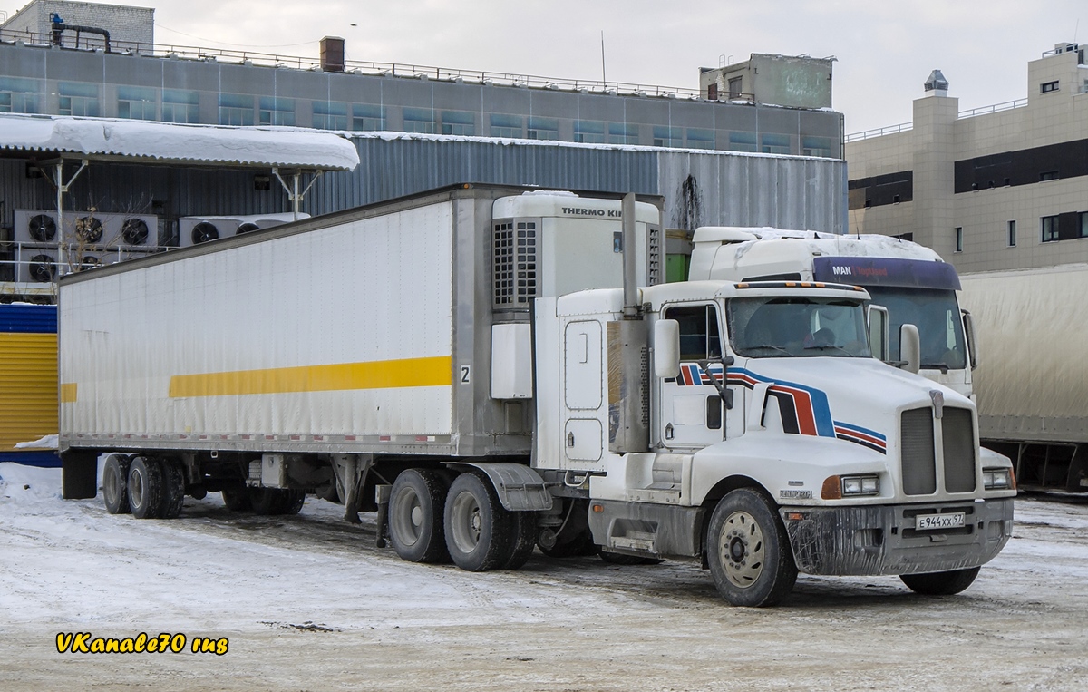 Москва, № Е 944 ХХ 97 — Kenworth T600