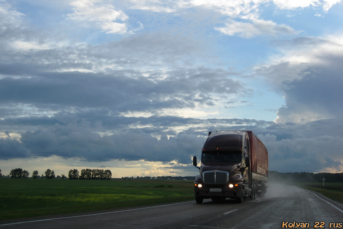 Алтайский край, № К 644 ОВ 22 — Kenworth T2000