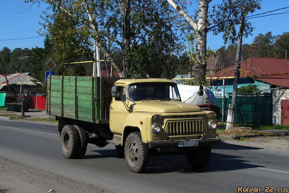 Алтайский край, № Р 983 УО 22 — ГАЗ-52-01