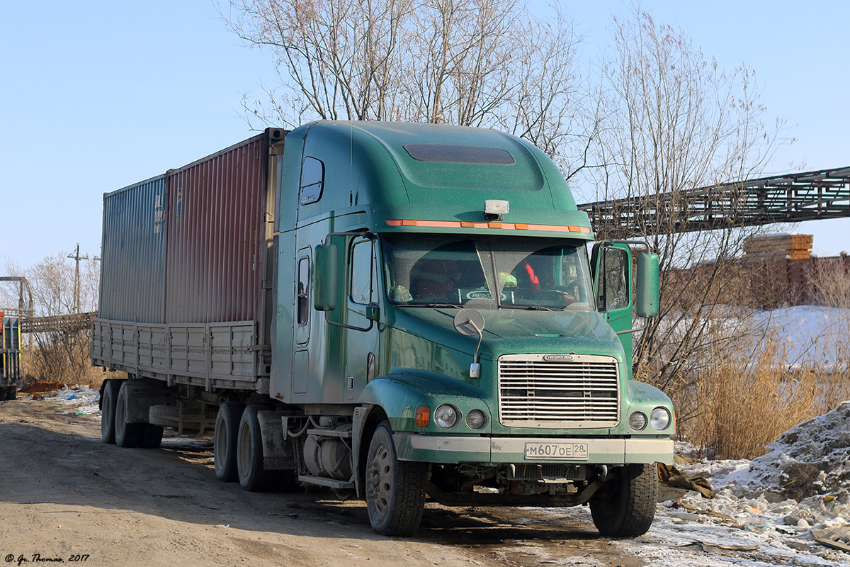 Саха (Якутия), № М 607 ОЕ 28 — Freightliner Century Class