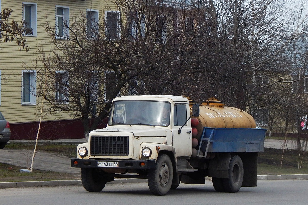 Воронежская область, № Т 143 АС 36 — ГАЗ-3307