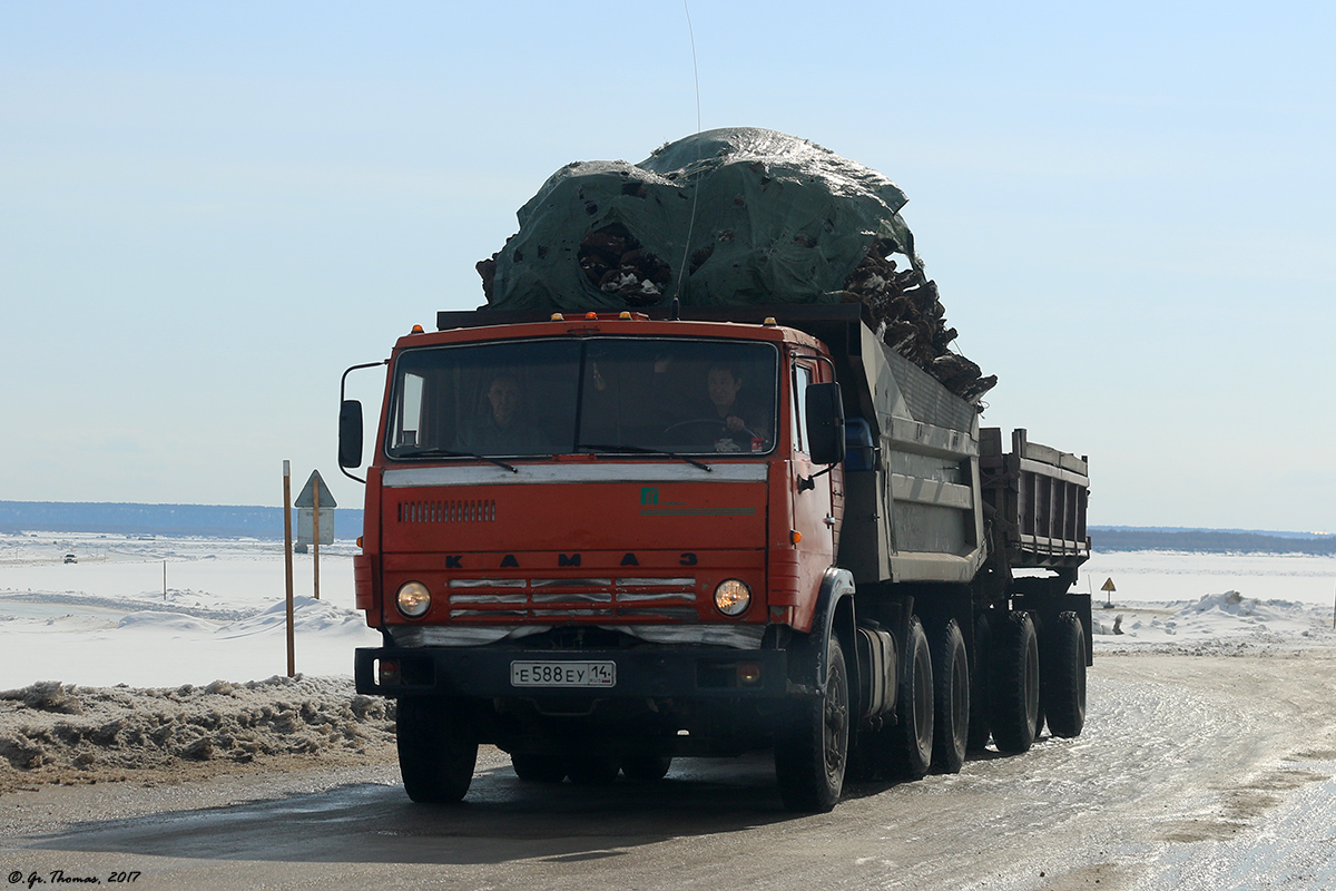 Саха (Якутия), № Е 588 ЕУ 14 — КамАЗ-55111 [551110]